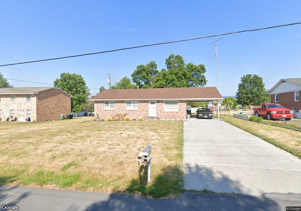 348 Aileen Ave, Strasburg, VA 22657 - photo 1