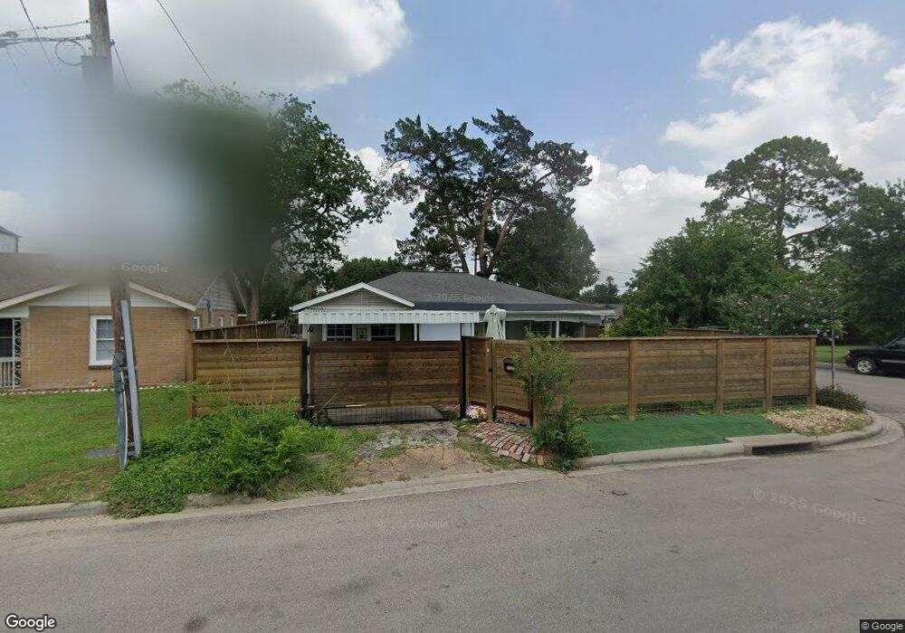 1802 Lula St, Houston, TX 77009 - photo 1