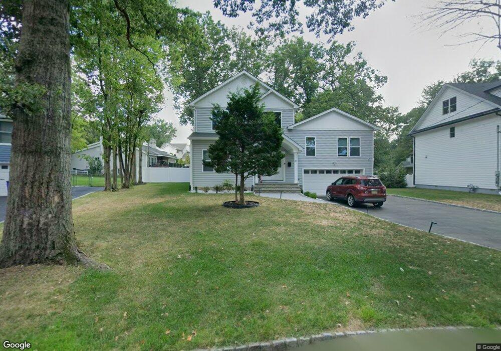 30 Washington Ct, Livingston, NJ 07039 - photo 1