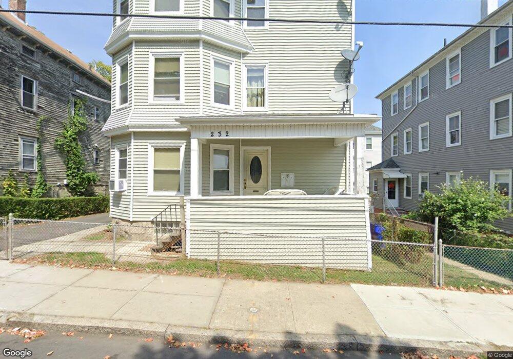 232 Tecumseh St unit 2, Fall River, MA 02721 - photo 1