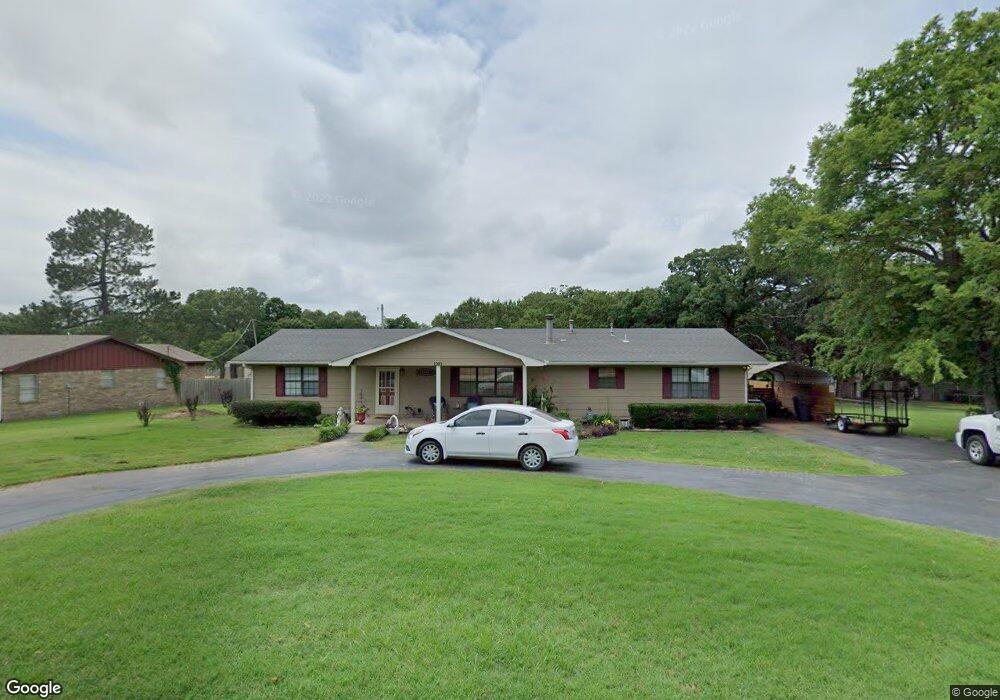 1203 Vernon Rd, Ardmore, OK 73401 - photo 1