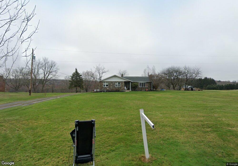 282 Lake Quinn Rd, Waymart, PA 18472 - photo 1