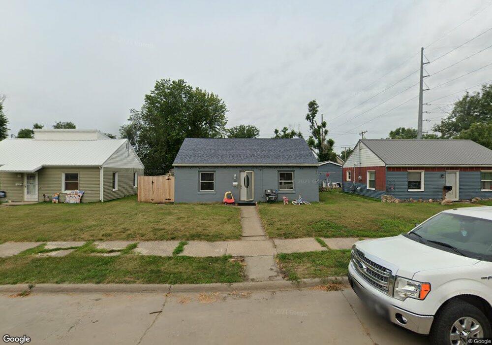 1226 6th St NW, Cedar Rapids, IA 52405 - photo 1