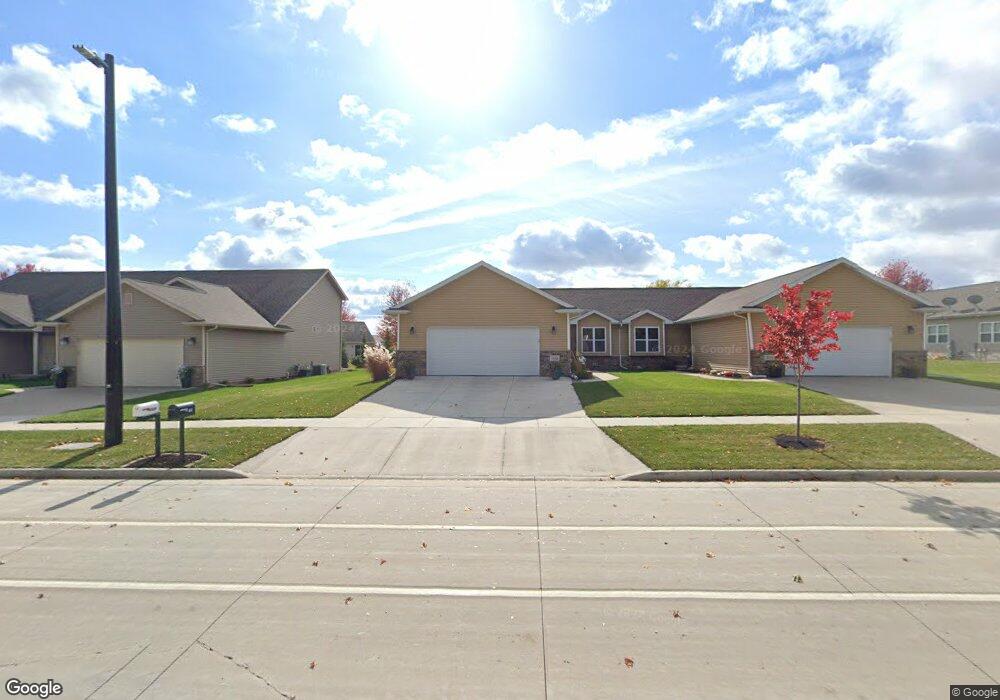 709 Creek View Ln, Appleton, WI 54915 - photo 1