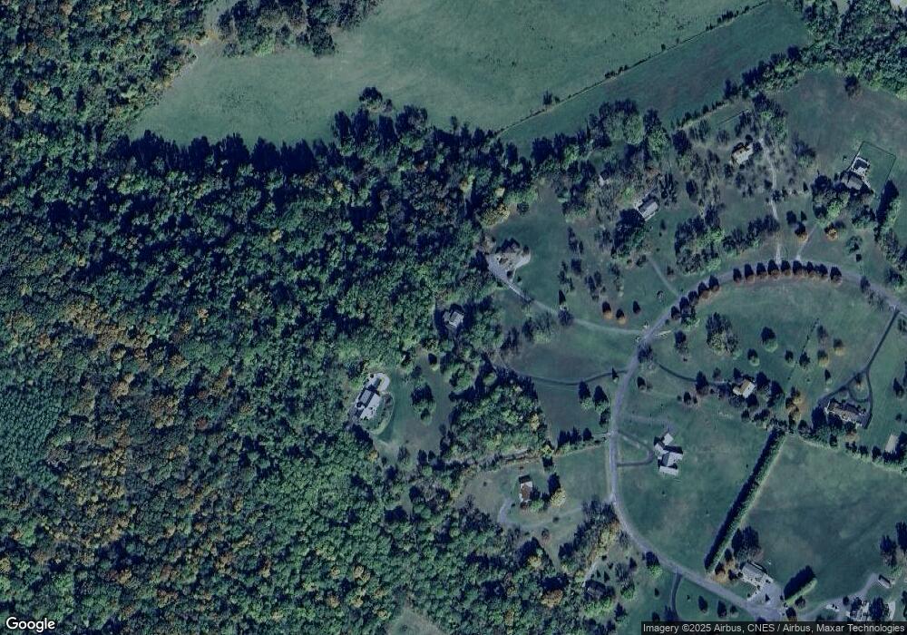 211 Foxfield Dr, Staunton, VA 24401 - photo 1