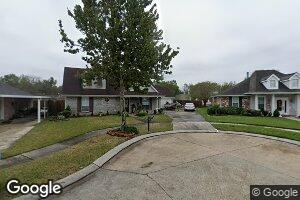 2617 Woods Dr, Violet, LA 70092