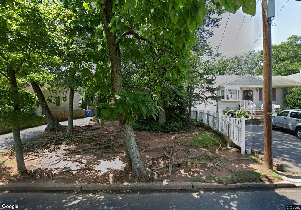 125 Edgewood Ave, Colonia, NJ 07067 - photo 1