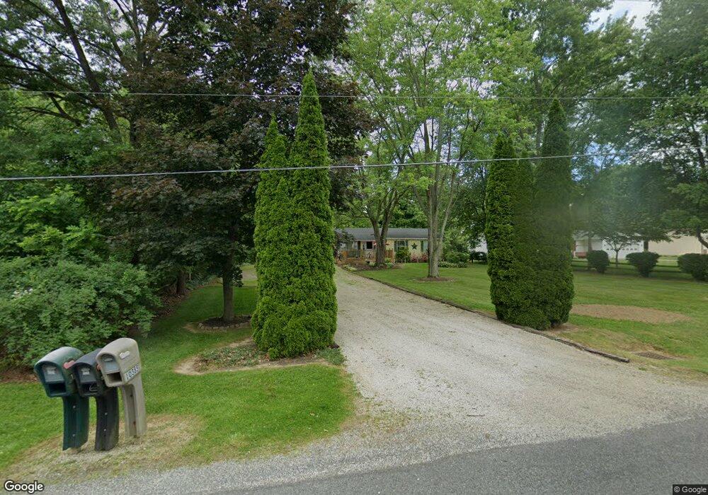 10390 Rischel Rd, Wadsworth, OH 44281 - photo 1