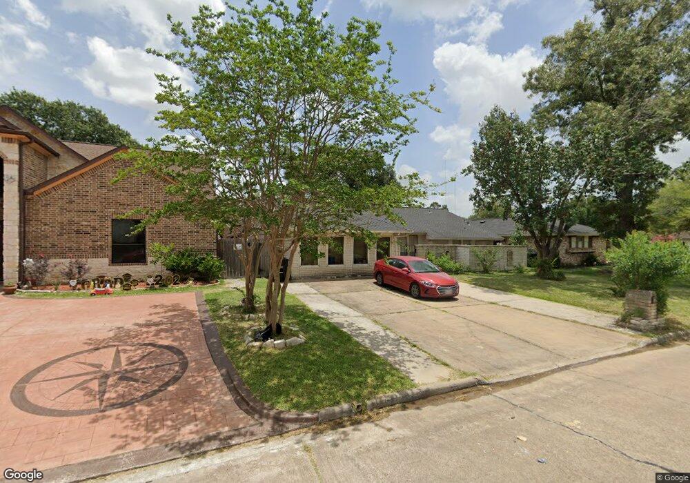 5506 Rollins St, Houston, TX 77091 - photo 1