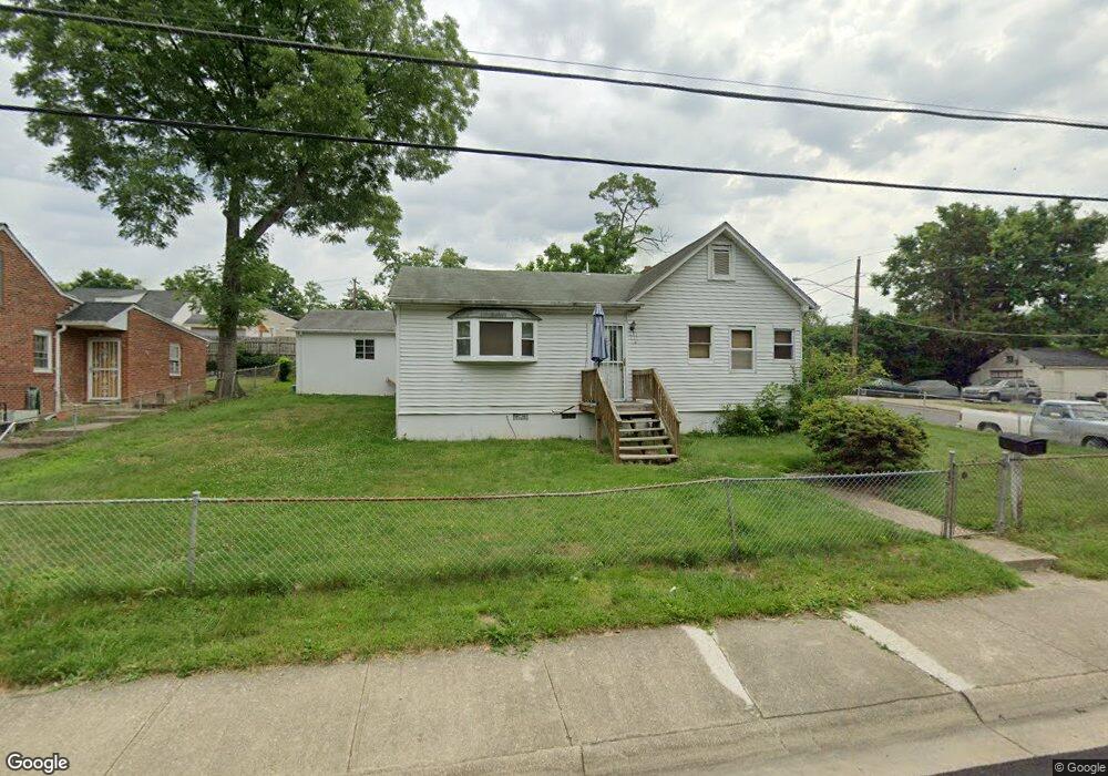 401 Cedarleaf Ave, Capitol Heights, MD 20743 - photo 1