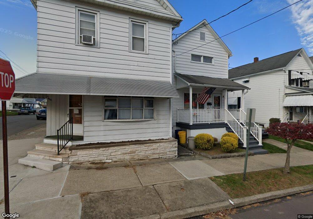 402 E Grand St, Nanticoke, PA 18634 - photo 1
