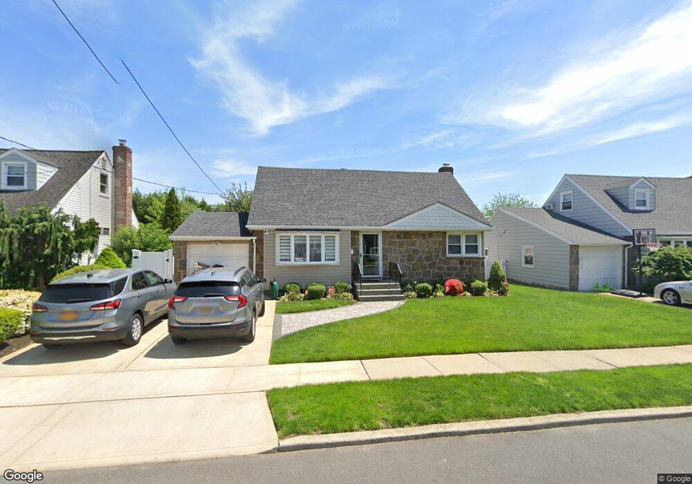 287 Fendale St, Franklin Square, NY 11010 - photo 1