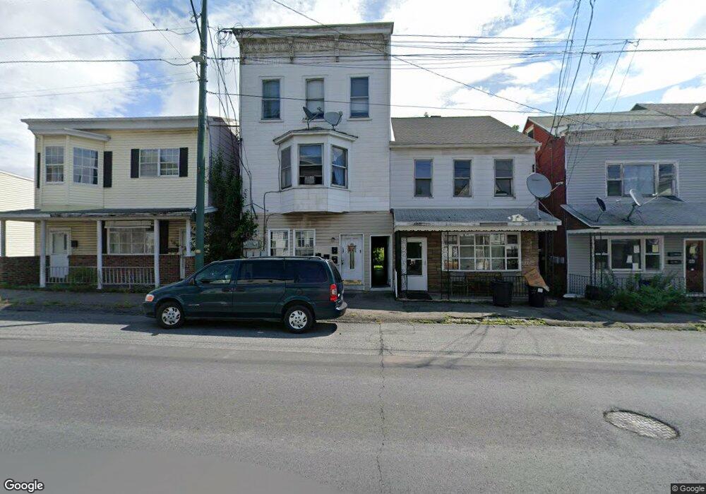 127 N 2nd St, Saint Clair, PA 17970 - photo 1