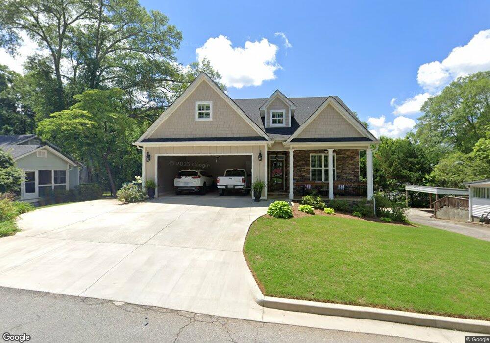 109 E Chandler St, Carrollton, GA 30117 - photo 1