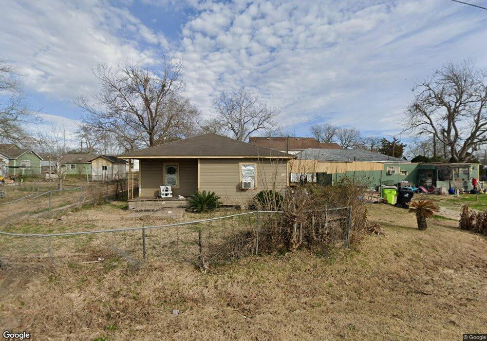 2111 Avenue E, Rosenberg, TX 77471 - photo 1
