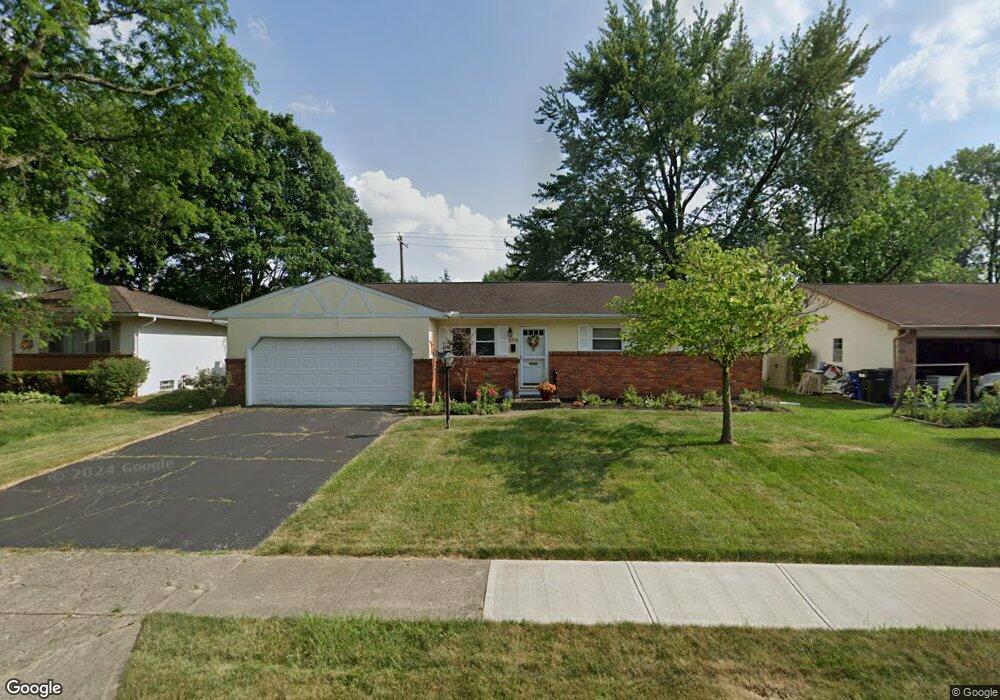 1709 Pin Oak Dr, Columbus, OH 43229 - photo 1