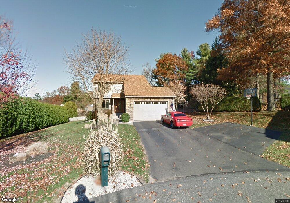 5 Windsor Cir, Easthampton, MA 01027 - photo 1