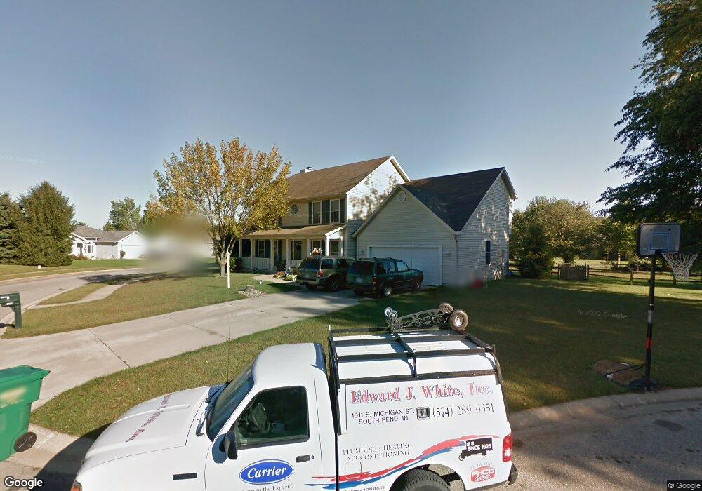 55400 Suncrest Dr, New Carlisle, IN 46552 - photo 1