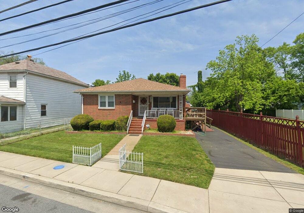 102 Avon Beach Rd, Dundalk, MD 21222 - photo 1