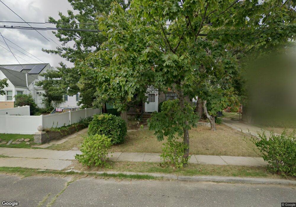 610 Harless Place, West Hempstead, NY 11552 - photo 1