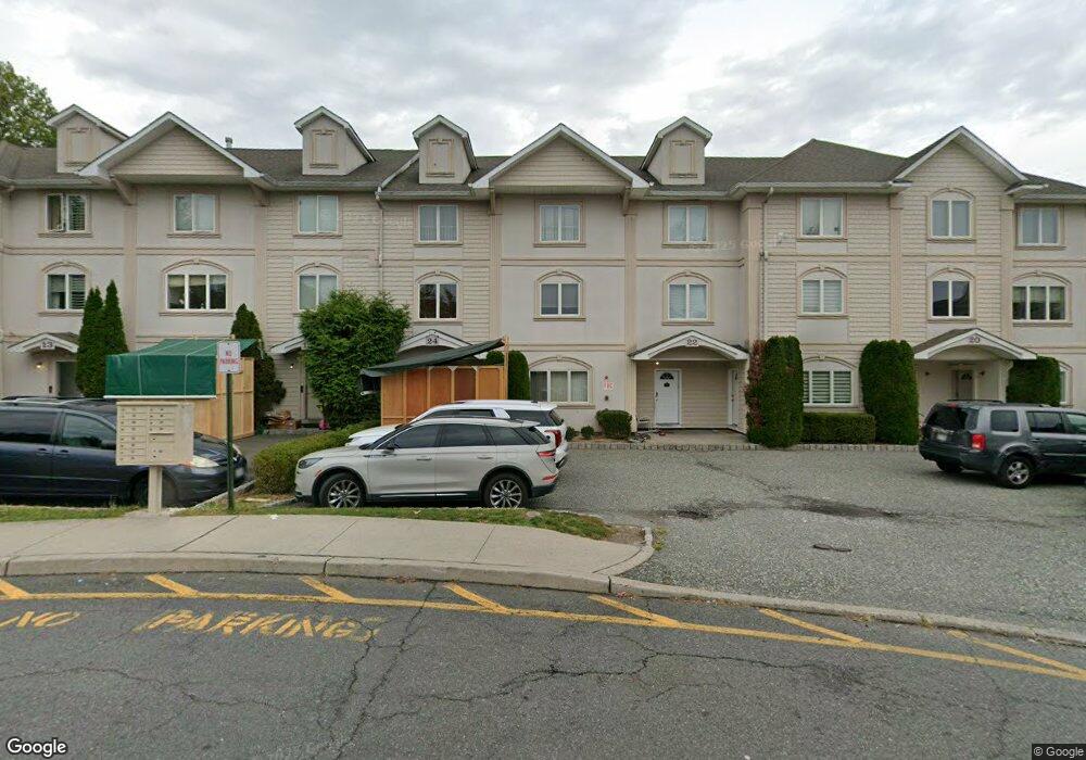 24 Gibbs Ct, Monsey, NY 10952 - photo 1