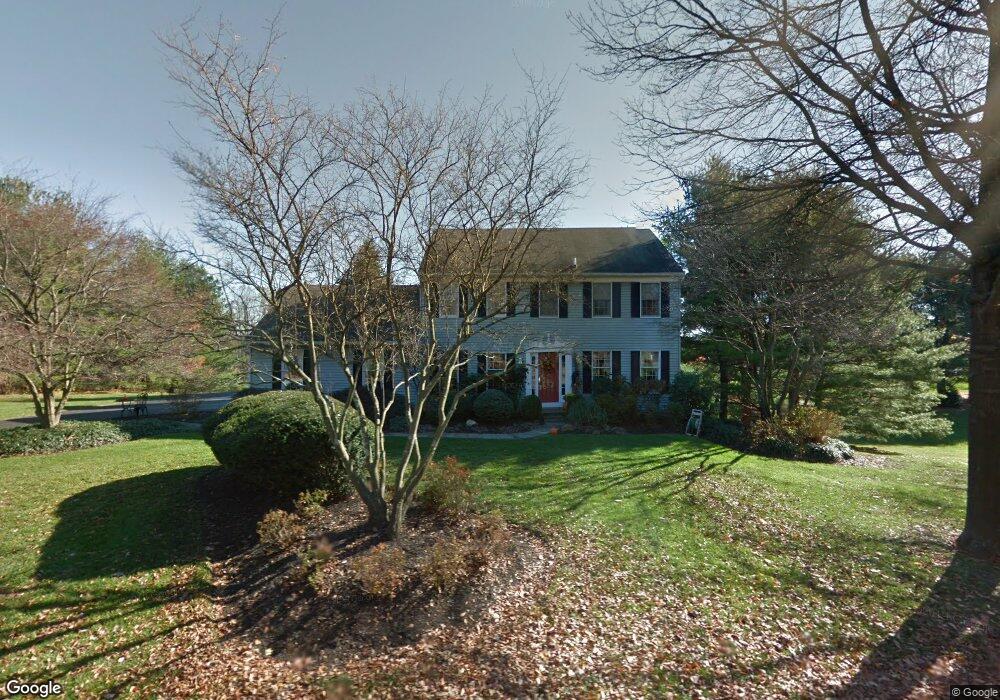 812 Cottonwood Dr, Malvern, PA 19355 - photo 1