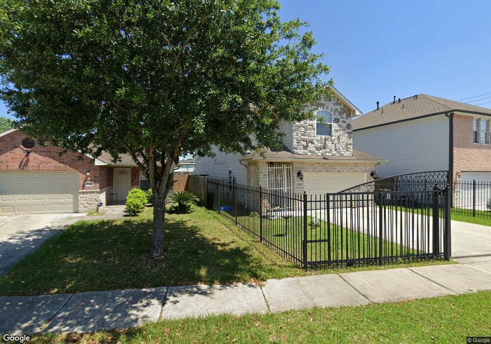 10906 Seneca St, Houston, TX 77016 - photo 1