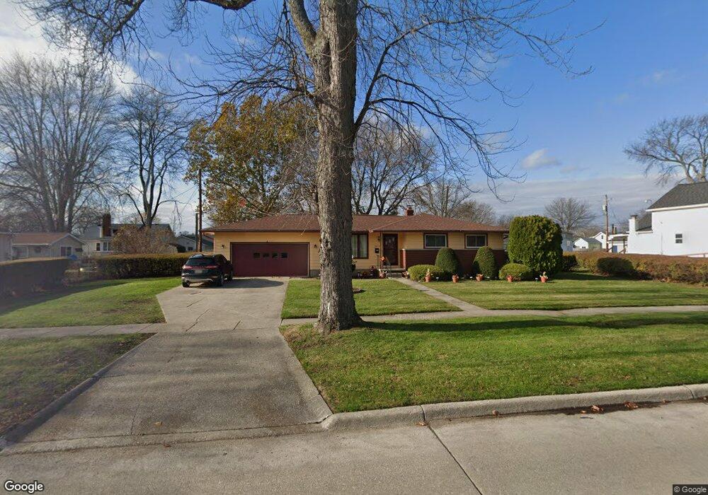 2615 10th Ave, Port Huron, MI 48060 - photo 1