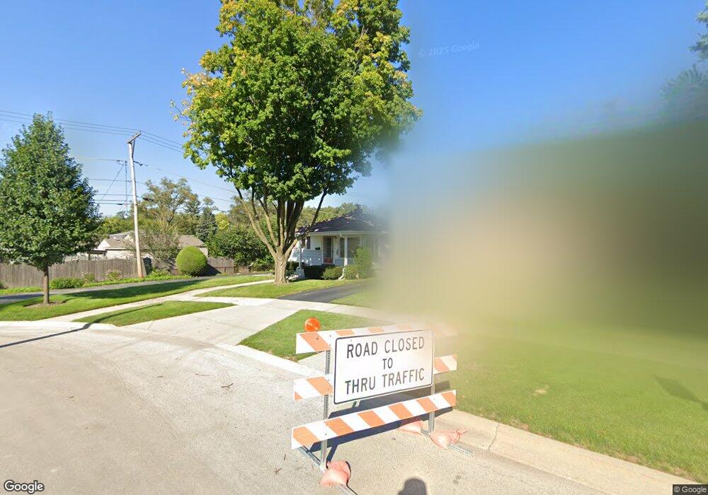 2199 Magnolia St, Des Plaines, IL 60018 - photo 1