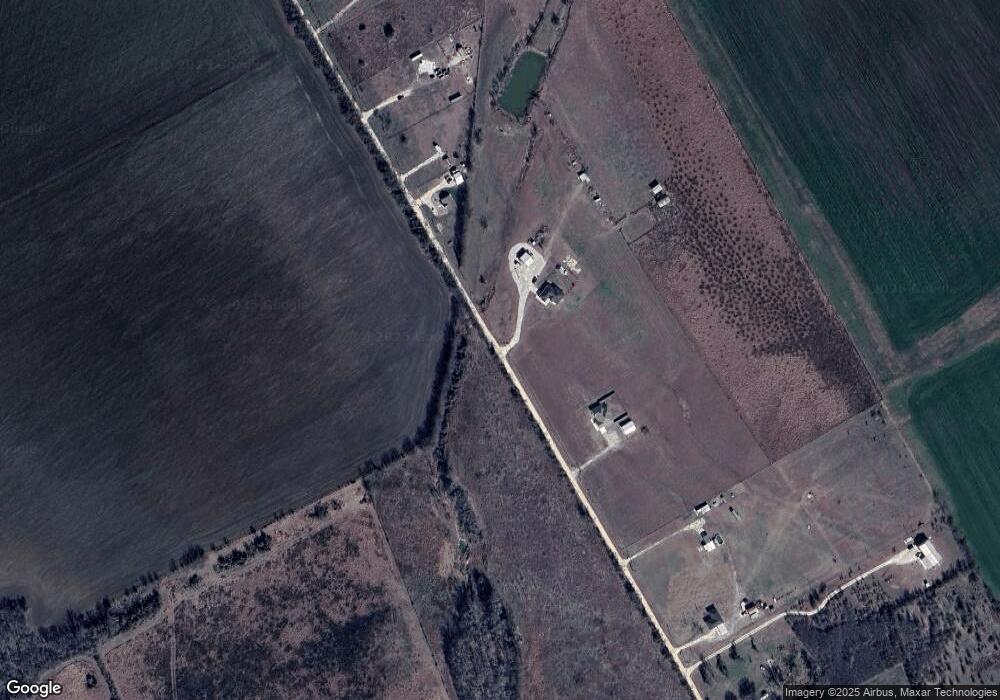 574 Cr 452, Eddy, TX 76524 - photo 1