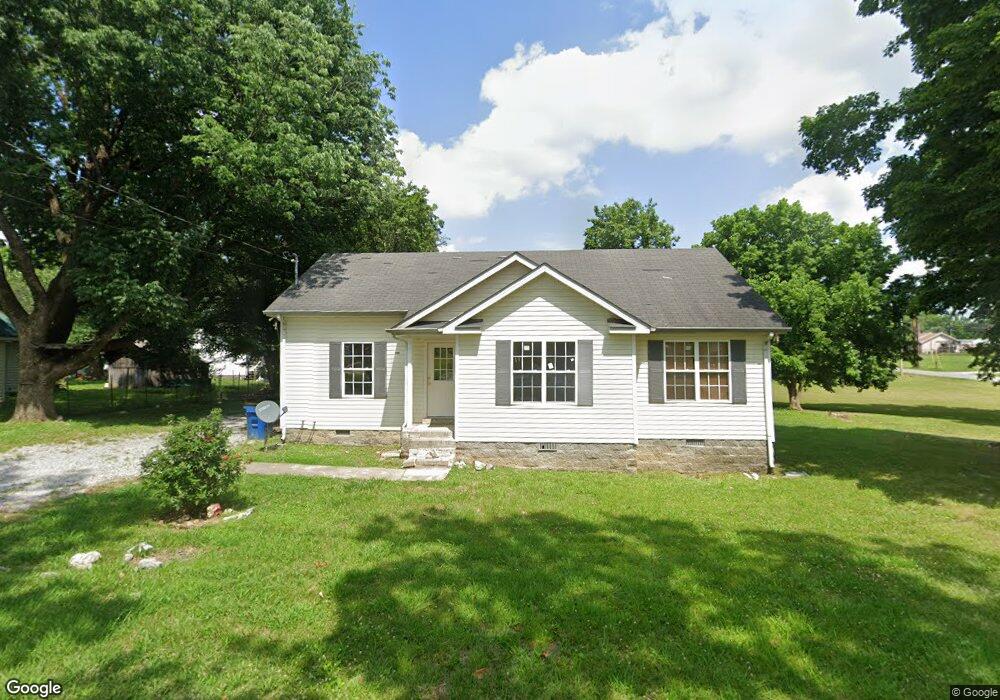 701 Woodrow St, Manchester, TN 37355 - photo 1