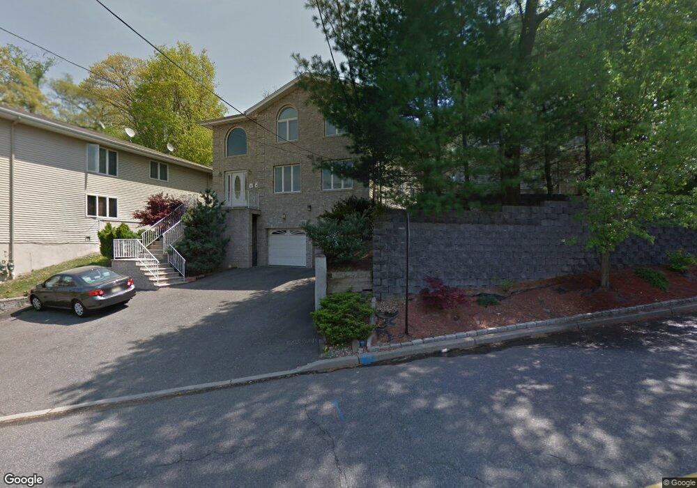 609 Edgewater Ave unit 1st flr, Ridgefield, NJ 07657 - photo 1