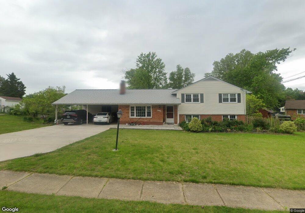 10713 Almond St, Fairfax, VA 22032 - photo 1