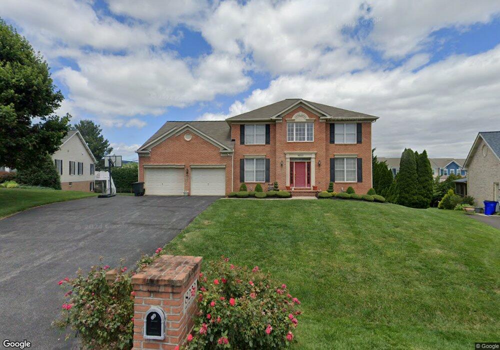 8222 Skipwith Dr, Frederick, MD 21702 - photo 1