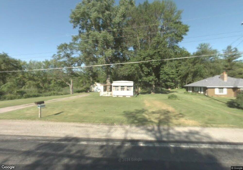 8518 Saginaw St, Birch Run, MI 48415 - photo 1