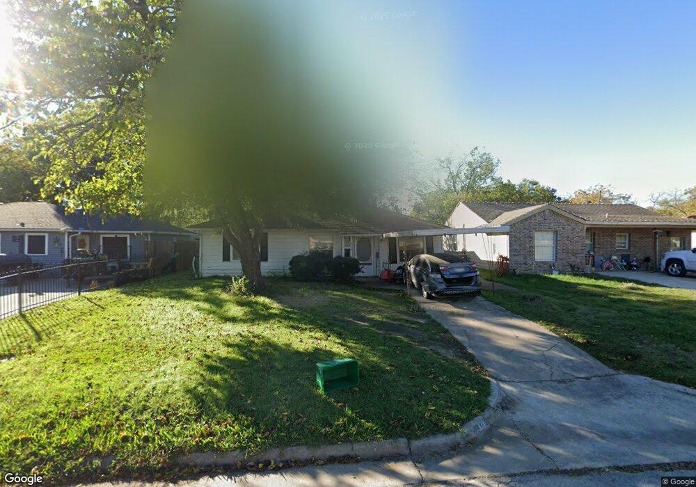 513 Chickasaw Trace, Grand Prairie, TX 75051 - photo 1