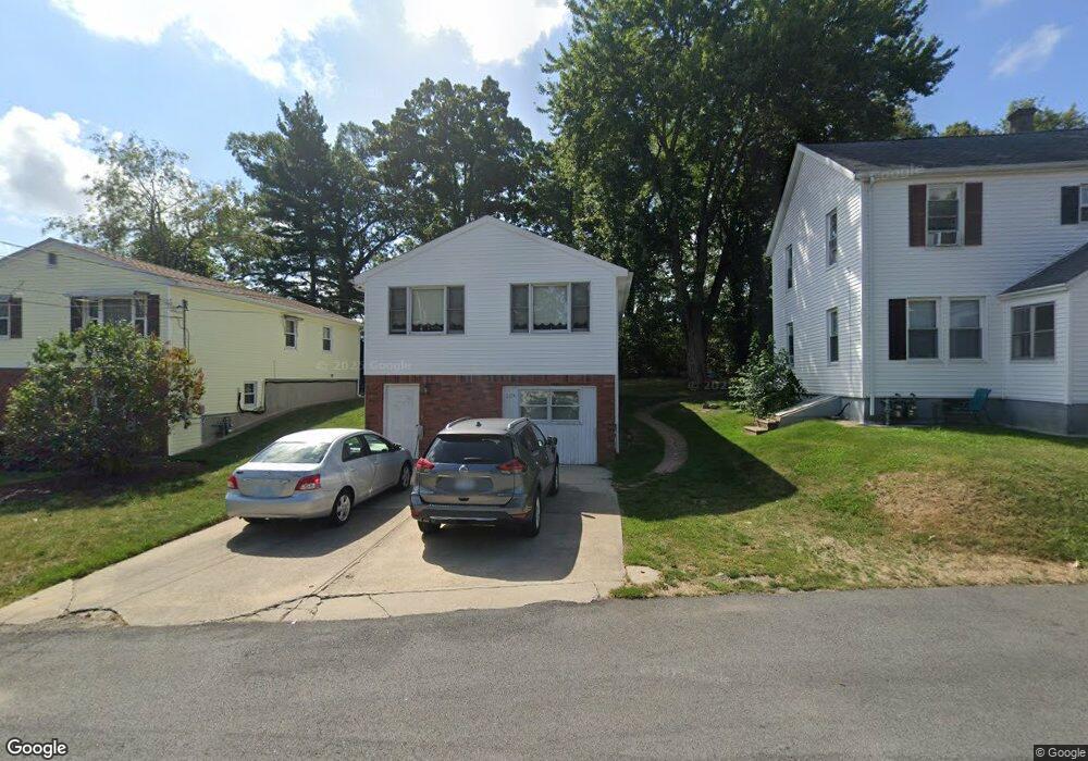 28 1/2 Muriel Ave, North Providence, RI 02911 - photo 1