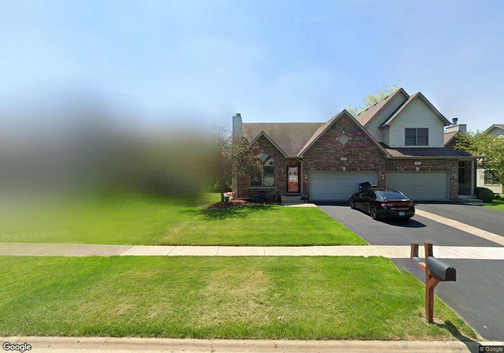 579 Sudbury Cir, Oswego, IL 60543 - photo 1