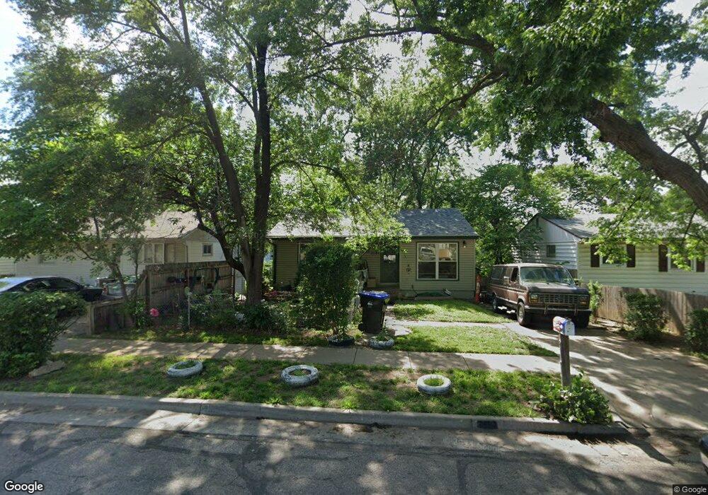3121 SE Fremont St, Topeka, KS 66605 - photo 1