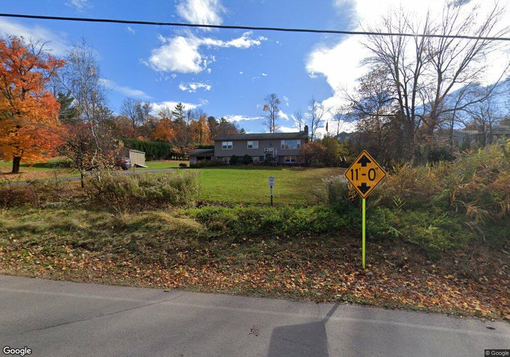 567 Bay Rd, Shelburne, VT 05482 - photo 1