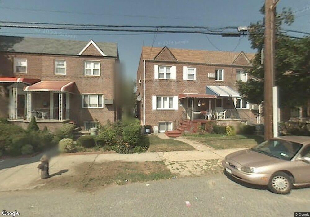 16439 75th Ave, Fresh Meadows, NY 11366 - photo 1