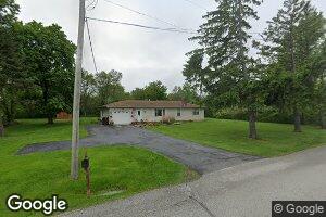 214 Haglund Rd, Chesterton, IN 46304