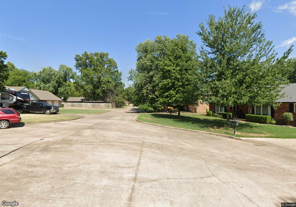 1010 E Woods Ct, Claremore, OK 74017 - photo 1