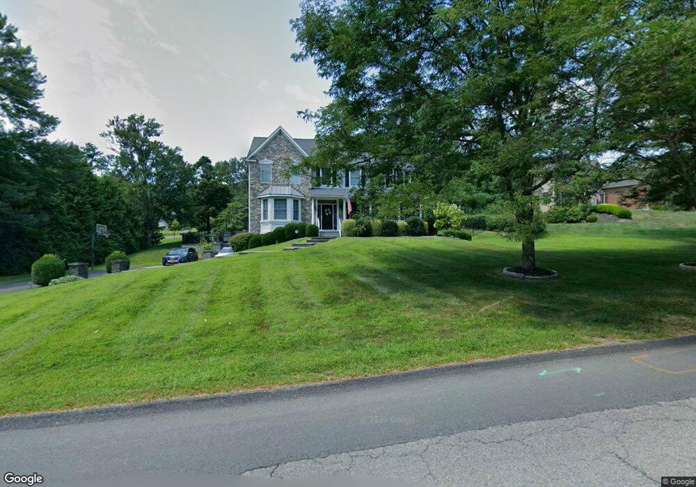 47 Saint Andrews Ln, Hopewell Junction, NY 12533 - photo 1