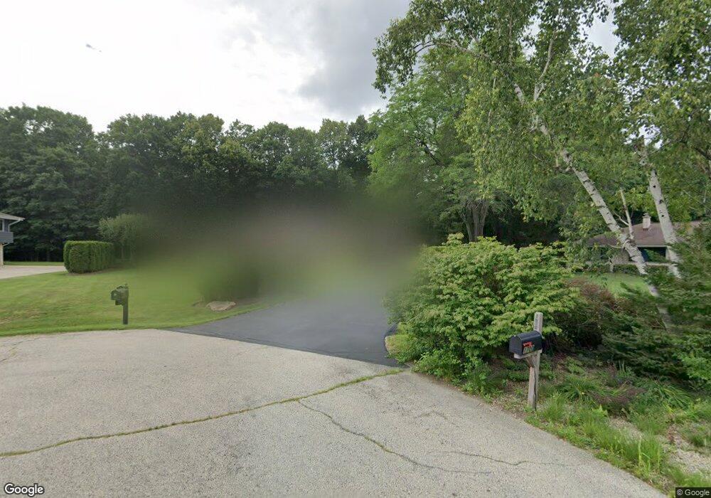 1710 Arrowhead Ct, Elm Grove, WI 53122 - photo 1