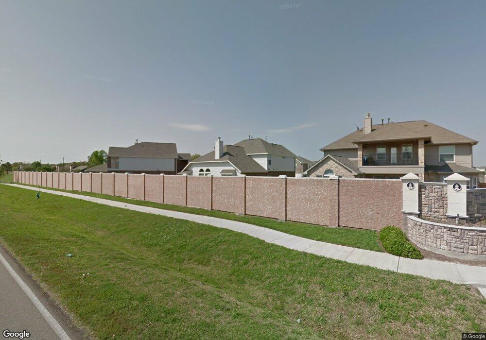 3611 Barrington Ct, Pearland, TX 77584 - photo 1