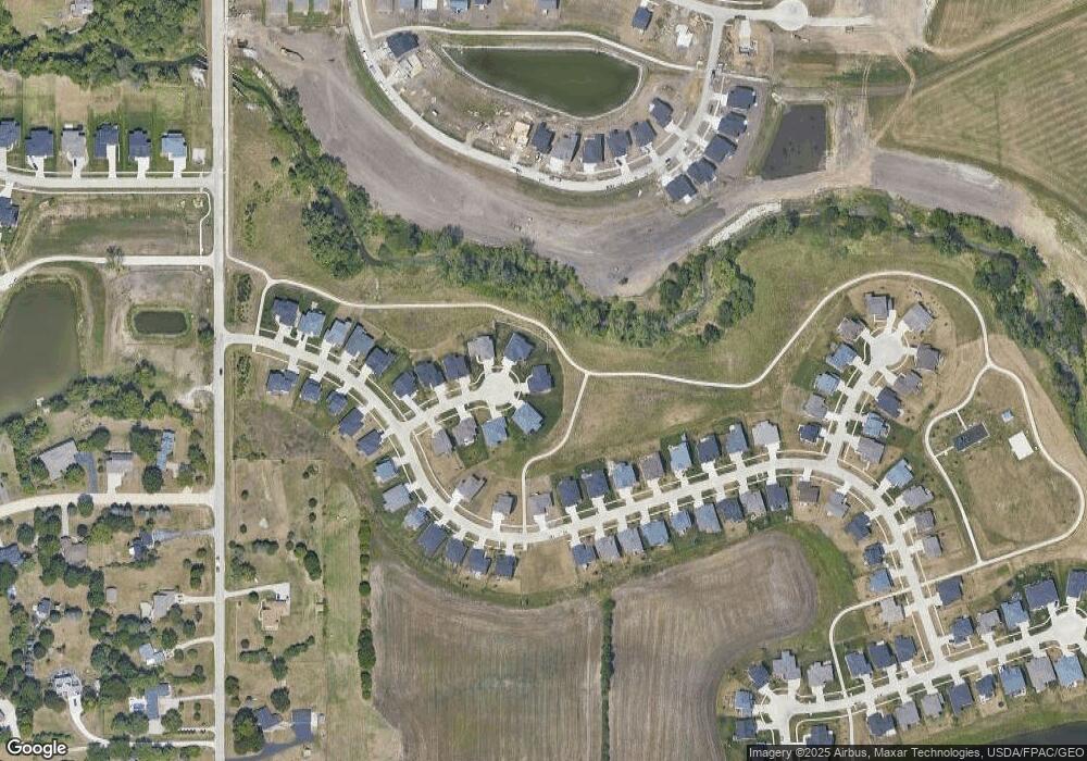 9800 Dunmore Cir, Johnston, IA 50131 - photo 1