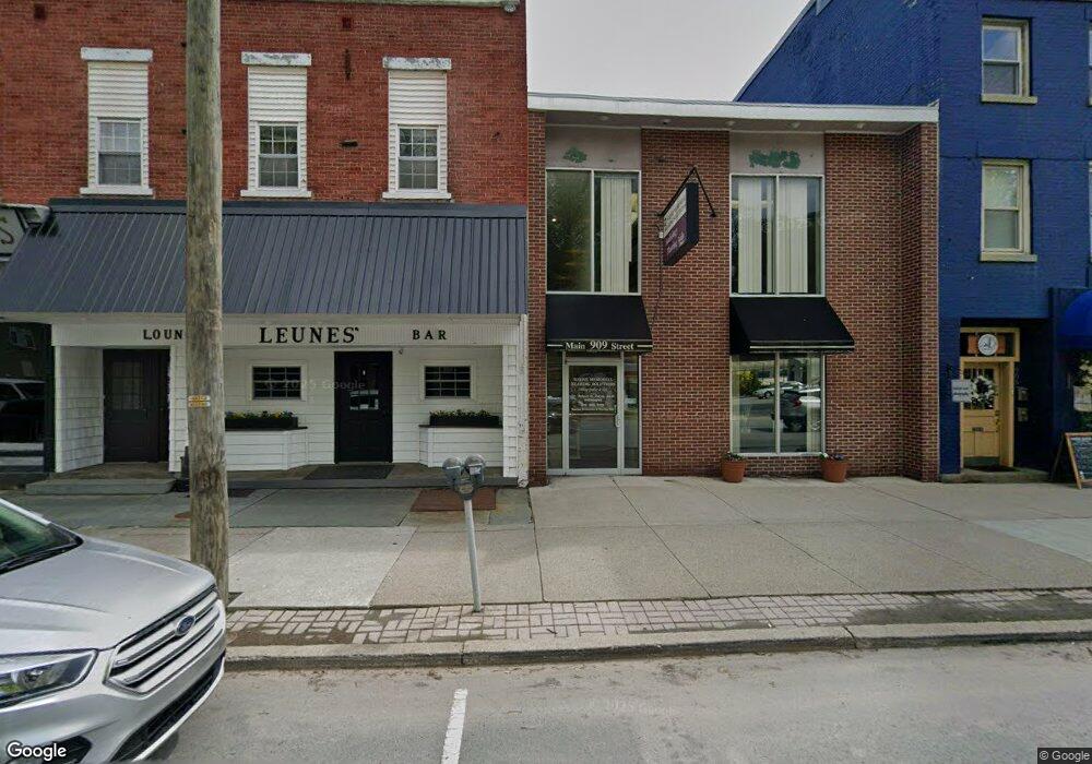 909 Main St, Honesdale, PA 18431 - photo 1