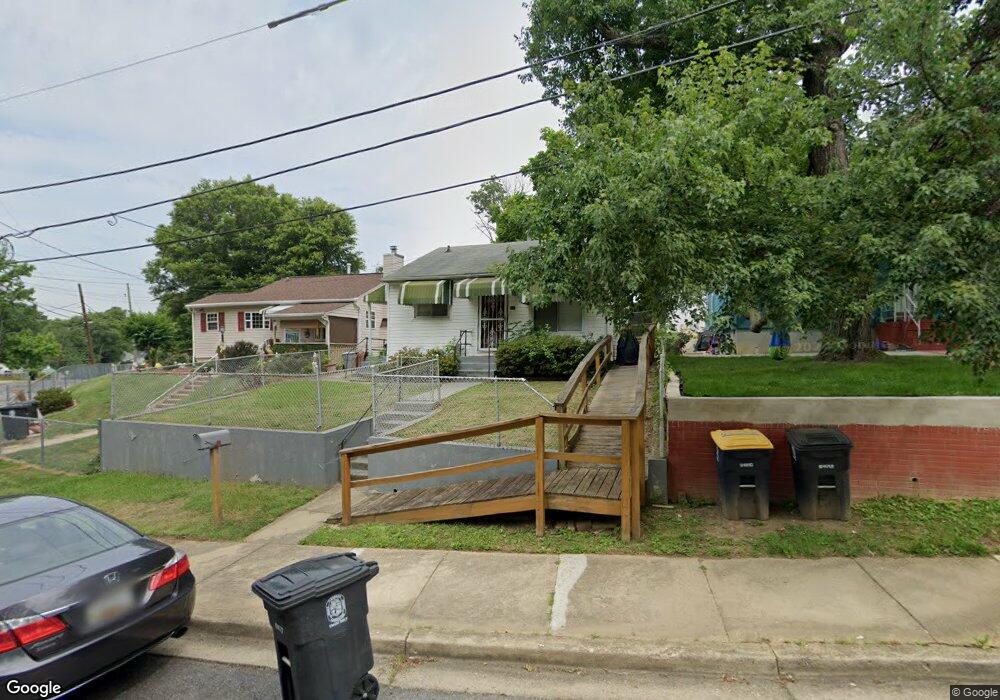 335 Carmody Hills Dr, Capitol Heights, MD 20743 - photo 1