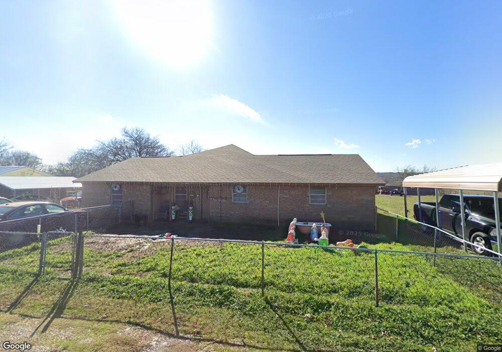 113 Hall St, Weatherford, TX 76088 - photo 1